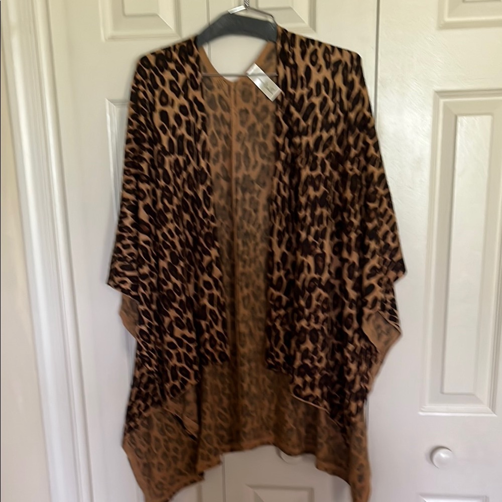 Simply Noelle Leopard Print Kimono